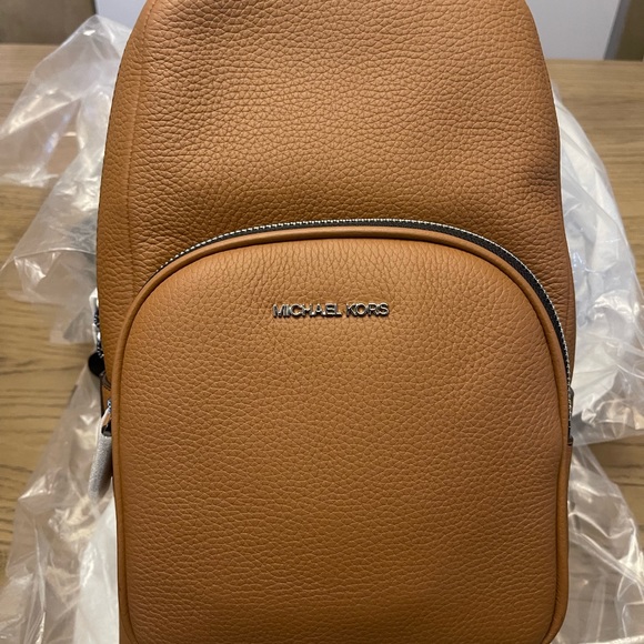Michael Kors Slingpack brand new